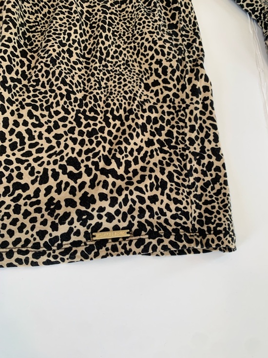 MICHAEL Michael Kors Women’s Large Beige and Black Leopard Print Bell Sleeve Top - Picture 4 of 5